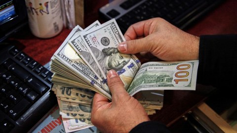 Bankların dollara tələbatı 2 dəfədən çox artıb