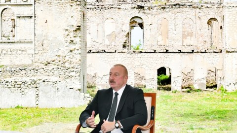 Bütün bu hekayələr tamamilə yanlış idi...