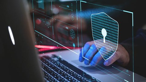 373 dövlət informasiya sistemində boşluq tapıldı