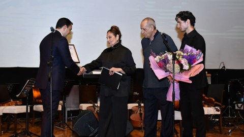 Nazir 11 ildir küsülü olan Xalq artistlərini barışdırdı - FOTO