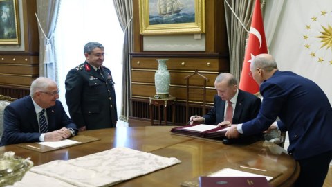Türkiyədə yeni Baş Qərargah və komandan TƏYİNATLARI