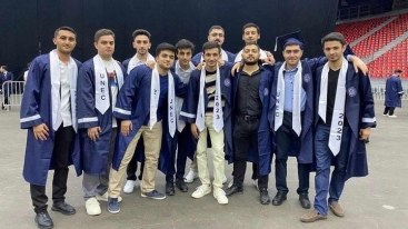 UNEC-in 8 məzunu nüfuzlu ali məktəblərdə təhsil alacaq 