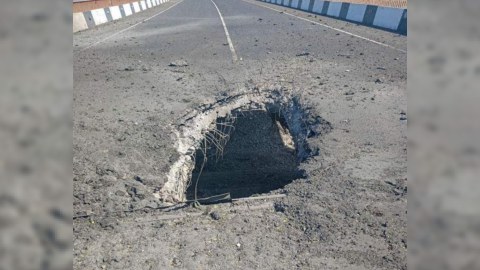 Ukrayna Krım körpüsünü vurdu