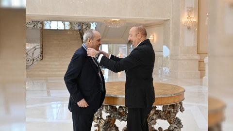 Prezidentlə Rasim Balayevin səmimi söhbəti: Arzum vardı ki, sizi qucaqlayım