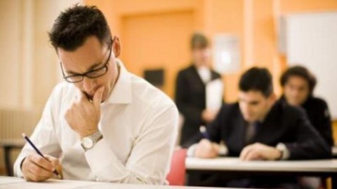 Dövlət qulluğu imtahanlarının nəticələri açıqlandı