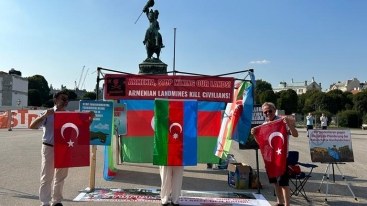 Vyanada mina terroruna qarşı etiraz aksiyası - FOTO