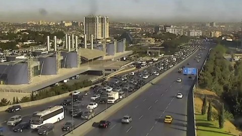 Bu yollarda tıxac var - Sürücülərin nəzərinə