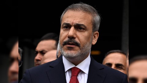Fidan Bağdada yola düşür