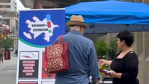 Azərbaycan sülh istəyir, Ermənistan müharibə - Torontoda aksiya
