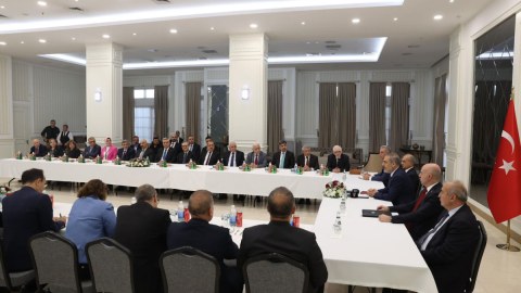 Fidan Türkmən Cəbhəsinin nümayəndə heyəti ilə görüşdü