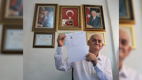 Binali Yıldırımın oxşarı 68 yaşında universitetə girdi