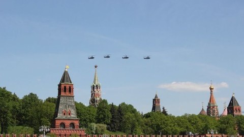 Moskvaya dronlarla hücum edildi