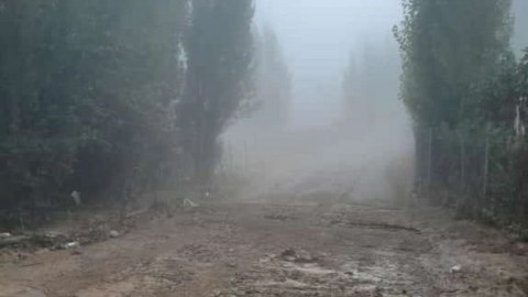 Güclü yağış yol örtüyünü sıradan çıxardı