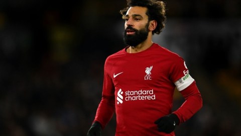 Salah “Əl-İttihad”a keçir