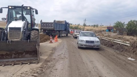 Bakı-Şamaxı-Yevlax yolunda hərəkət qismən bərpa olundu