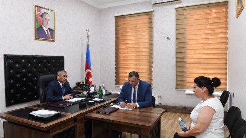 Rövşən Rzayev vətəndaşların növbəti qəbulunu keçirib - FOTOLAR