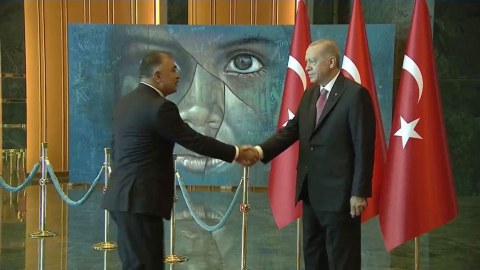 Azərbaycan səfiri Ərdoğanı təbrik etdi