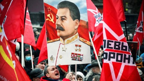 Rusiyada Stalinin populyarlığı artır - Radikallaşma...