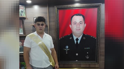 Şəhidimizin xanımı və övladı tələbə oldu: Arzumu oğlumla birlikdə tamamlayacağam...
