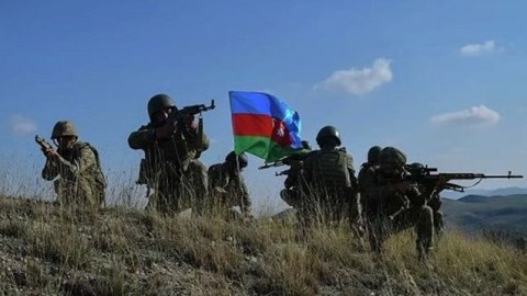 Ordumuz yalnız Ermənistanın hərbi hədəflərini atəşə tutur