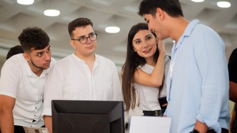 "Coders Azerbaijan" tələbələrinin məzun günü - FOTO
