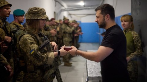 Zelenski Donetskə getdi 