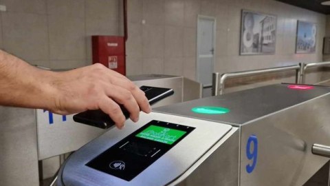 Bakı metrosunda YENİLİK: Artıq mobil tətbiqlə ödəniş mümkündür