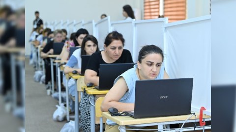 21 müəllim sertifikasiya imtahanından "0" bal toplayıb