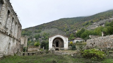“Tuğ” qoruğunun tərkibinə beş abidə daxil edilib