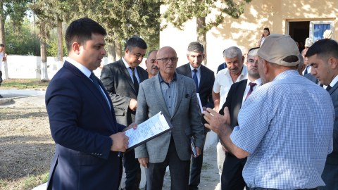 İcra başçısı vətəndaşların problemləri ilə bağlı tapşırıqlar verdi - FOTOLAR