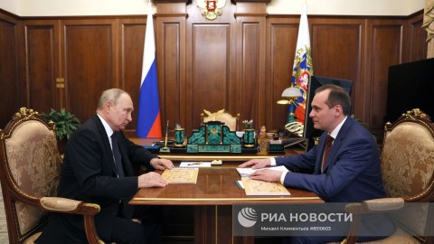 Putinin atasının adını deyə bilmədi - VİDEO