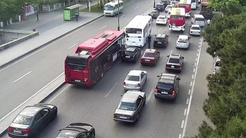 100-ə yaxın avtobus paytaxt yollarında TIXACDA qalıb