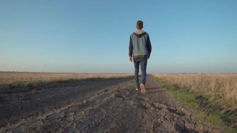 26 yaşlı oğlan itkin düşdü
