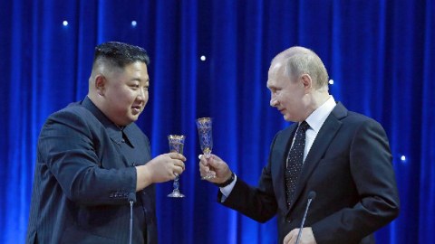Putinin Şimali Koreya lideri ilə görüş tarixi - Kim artıq yola düşüb...