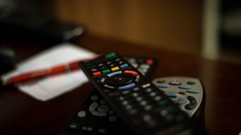 Qanunu pozan telekanallara XƏBƏRDARLIQ