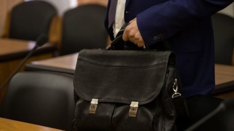 Rektorların fəaliyyətinə yenidən baxılmalıdır! - Deputat