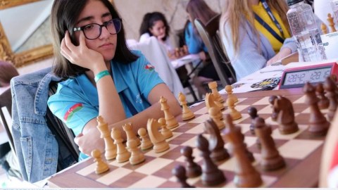 Şahmatçılarımız Avropa çempionatında liderlər sırasındadır
