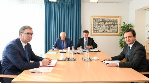 Kosovo və Serbiya liderləri Brüsseldə görüşdülər