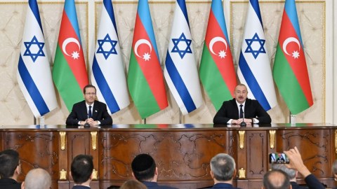 İlham Əliyev İsrail Prezidentini təbrik etdi