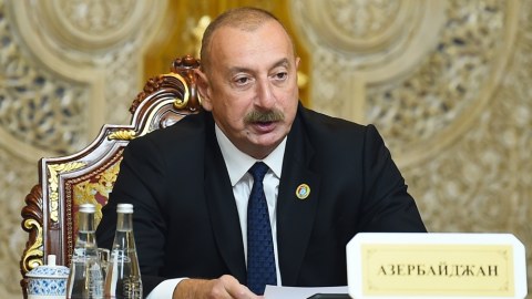 İlham Əliyev: Gəmiqayırma zavodunun imkanları genişləndiriləcək