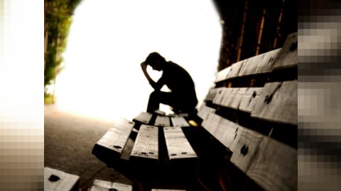 İnsanlar niyə payızda depressiyaya düşür... - Tənhalıq problemlər yarada bilər