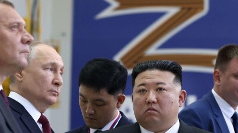 Putin Kim Çen İnə nə hədiyyə etdi...