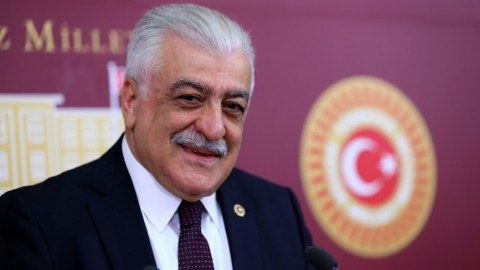 Şamil Ayrım Azərbaycanı təbrik etdi