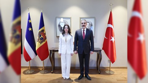 Fidan Qaqauziyanın lideri ilə görüşdü - FOTO