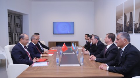 Türkiyənin ədliyyə nazirinin müavini Bakıya GƏLDİ