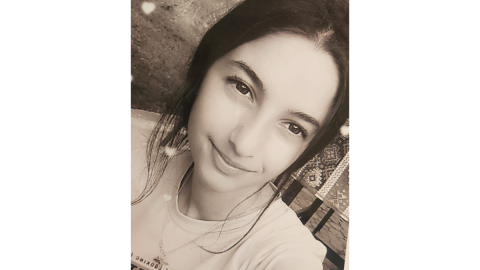 17 yaşlı qız itkin düşdü 