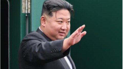 Kim Çen Inın Rusiyaya səfəri başa çatdı