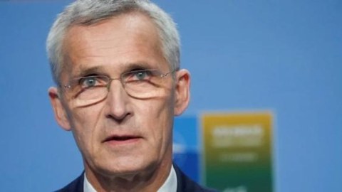 Putin silahı yerə qoysa... - NATO