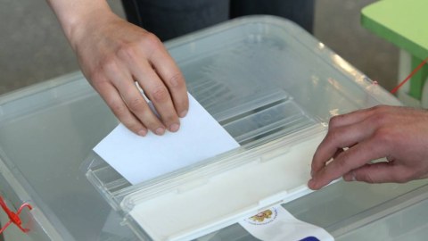 İrəvan seçkilərində aktivlik çox aşağı olub