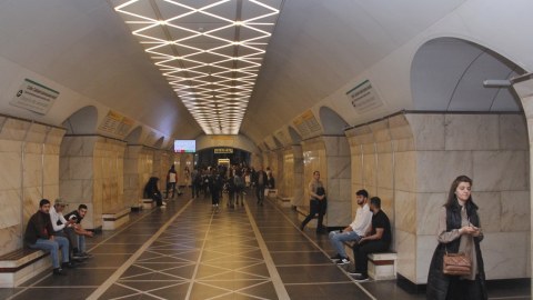 Metroda Üzeyir Hacıbəyovun əsərləri səsləndirilir